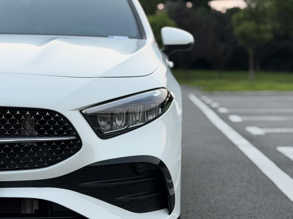 Mercedes-Benz A-class 2024 модификация комплектация A 200 L Fashion Edition – фото 8