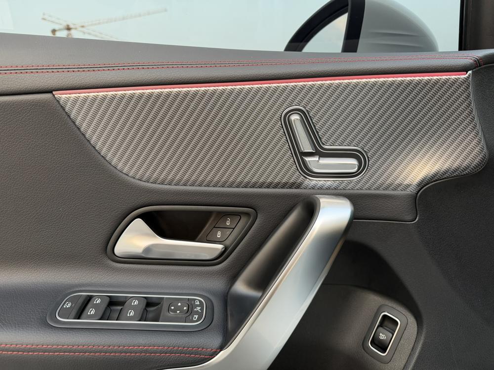 Mercedes-Benz A-class 2024 модификация комплектация A 200 L Fashion Edition – фото 9