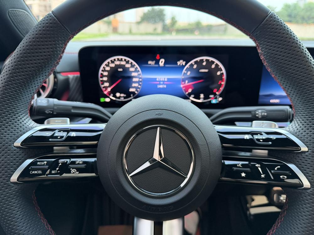 Mercedes-Benz A-class 2024 модификация комплектация A 200 L Fashion Edition – фото 14