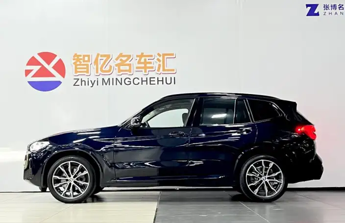 BMW X3 2023 Model xDrive30i Leading Model M Night Set – фото 3