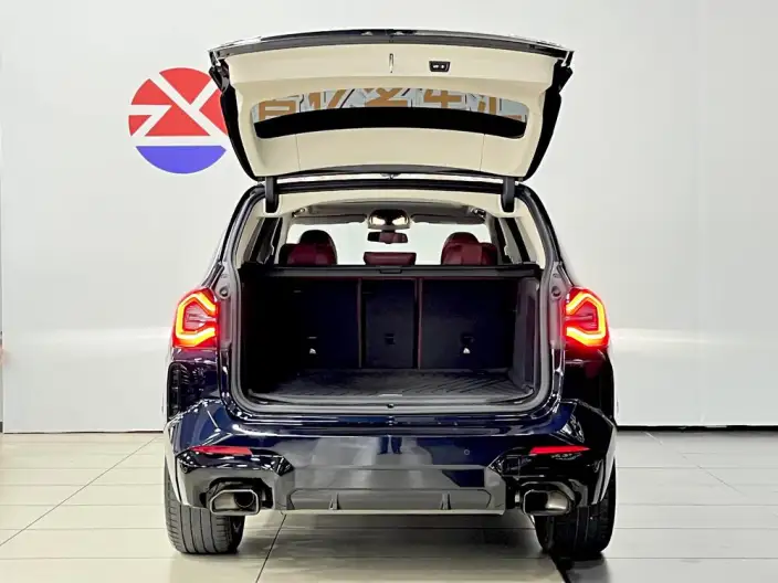 BMW X3 2023 Model xDrive30i Leading Model M Night Set – фото 4