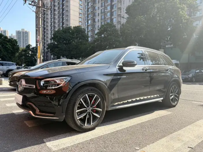 Mercedes-Benz GLC 2022 Model GLC 300 L 4MATIC Dynamic Model – фото 1