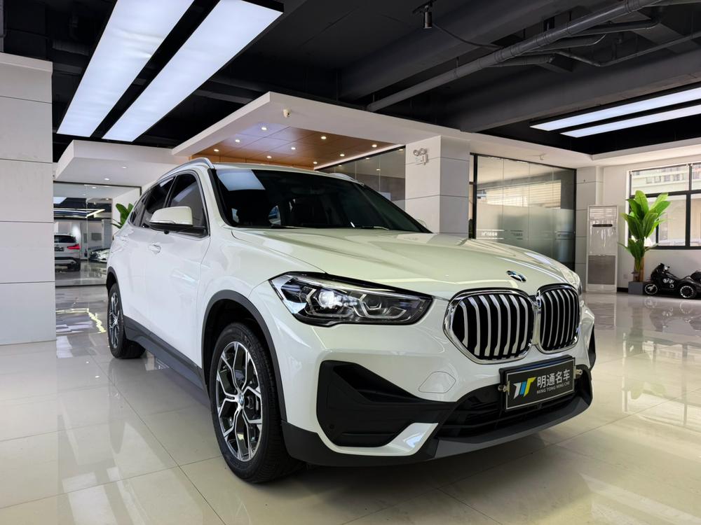 BMW X1 2022 sDrive25Li Leading – фото 3