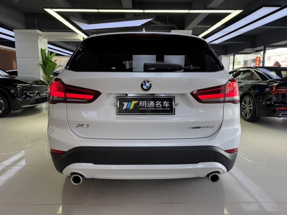 BMW X1 2022 sDrive25Li Leading – фото 5