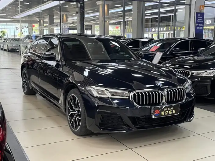 BMW 5 Series 2023 Model Facelift 530Li Exclusive Model M Sports Set – фото 3
