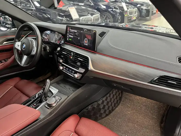 BMW 5 Series 2023 Model Facelift 530Li Exclusive Model M Sports Set – фото 9