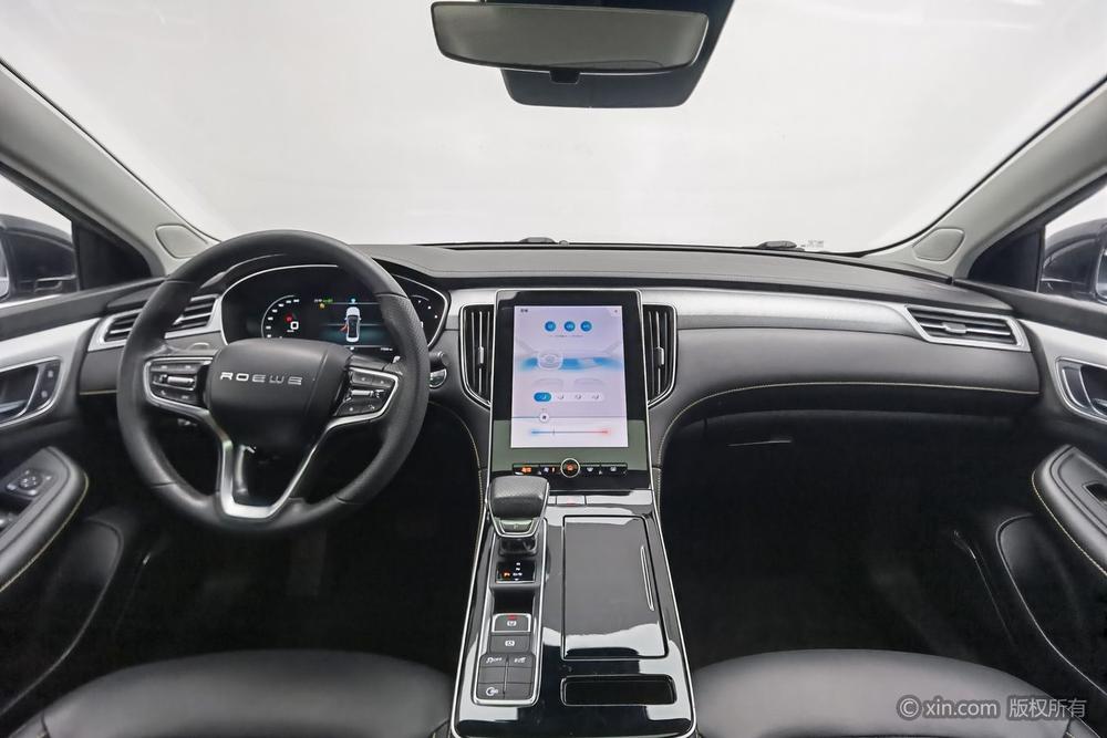 Roewe i6 MAX 2020 300TGI Automatic Cool Smart Drive – фото 12