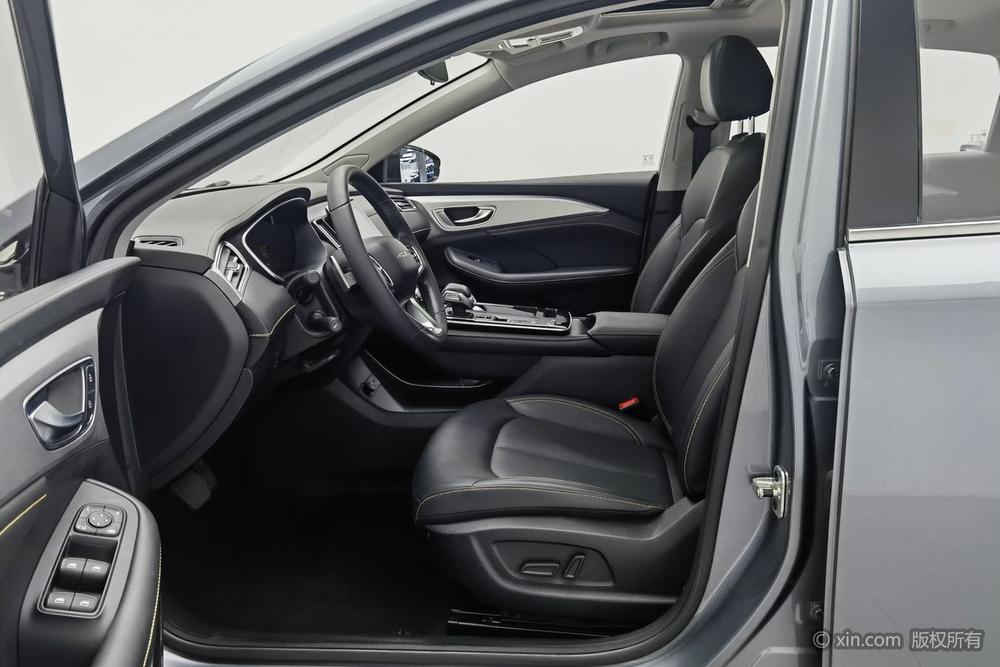 Roewe i6 MAX 2020 300TGI Automatic Cool Smart Drive – фото 17