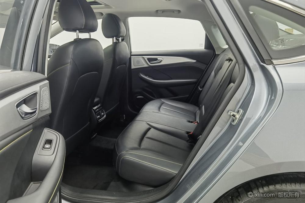 Roewe i6 MAX 2020 300TGI Automatic Cool Smart Drive – фото 19