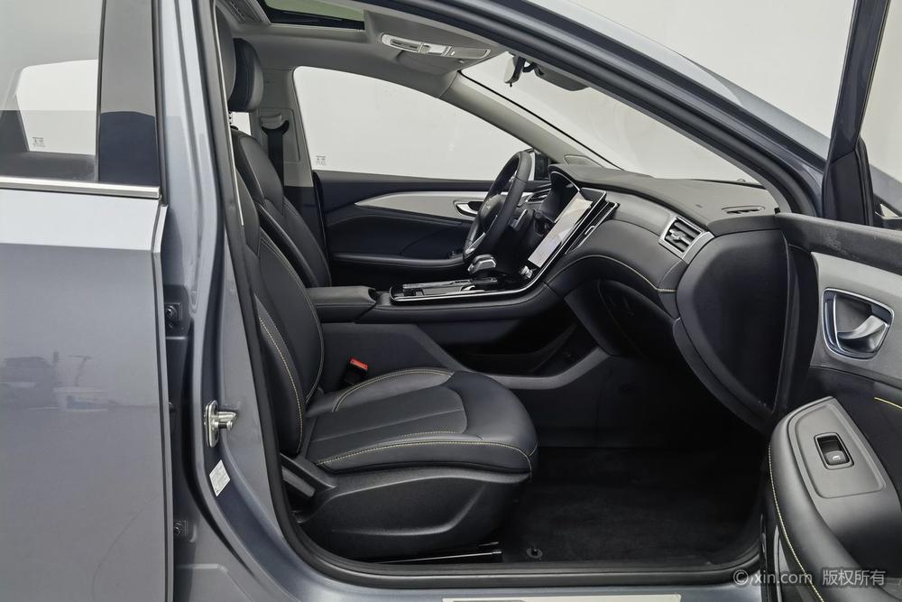 Roewe i6 MAX 2020 300TGI Automatic Cool Smart Drive – фото 24