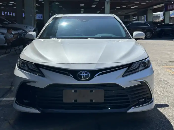 Toyota Camry 2021 Model 2.0G Deluxe Edition – фото 2