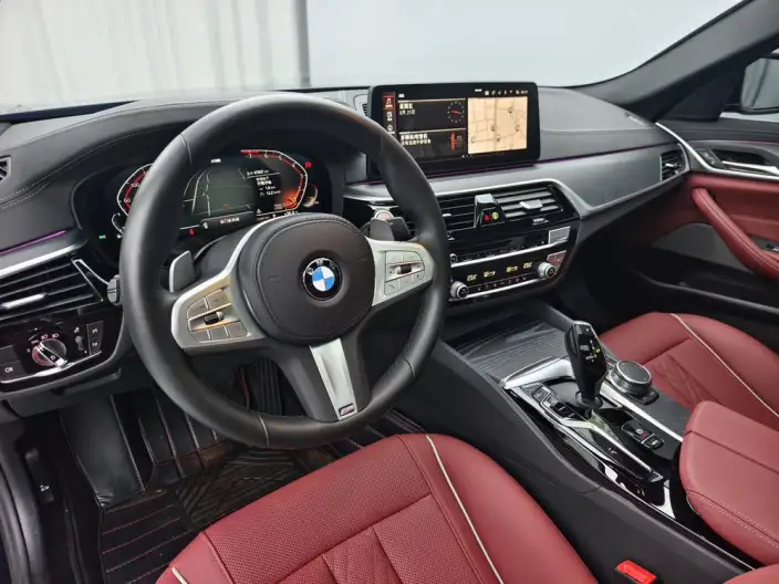 BMW 5 Series 2023 Model 530Li Leading Model M Sports Set – фото 8