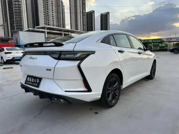 Yixuan 2023 Model Mach Version 1.5L Automatic Honor Edition – фото 7