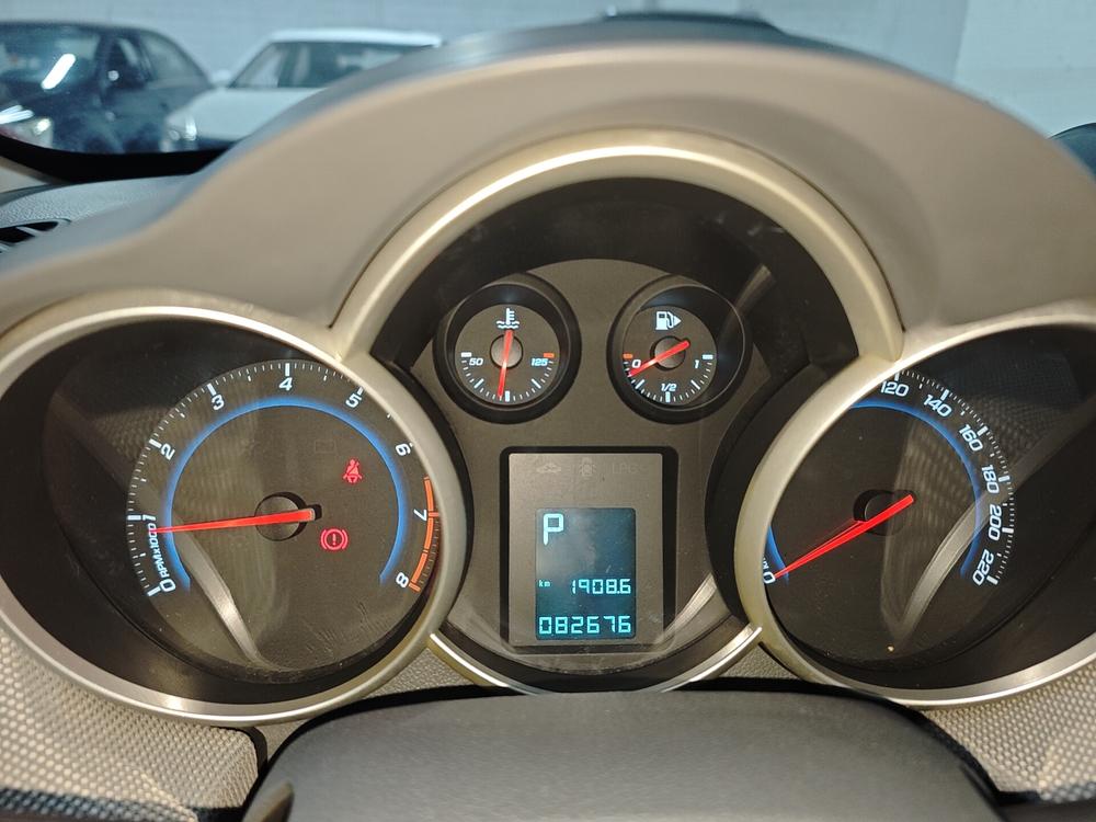 Chevrolet Cruze 2013 1.8L SE AT – фото 8