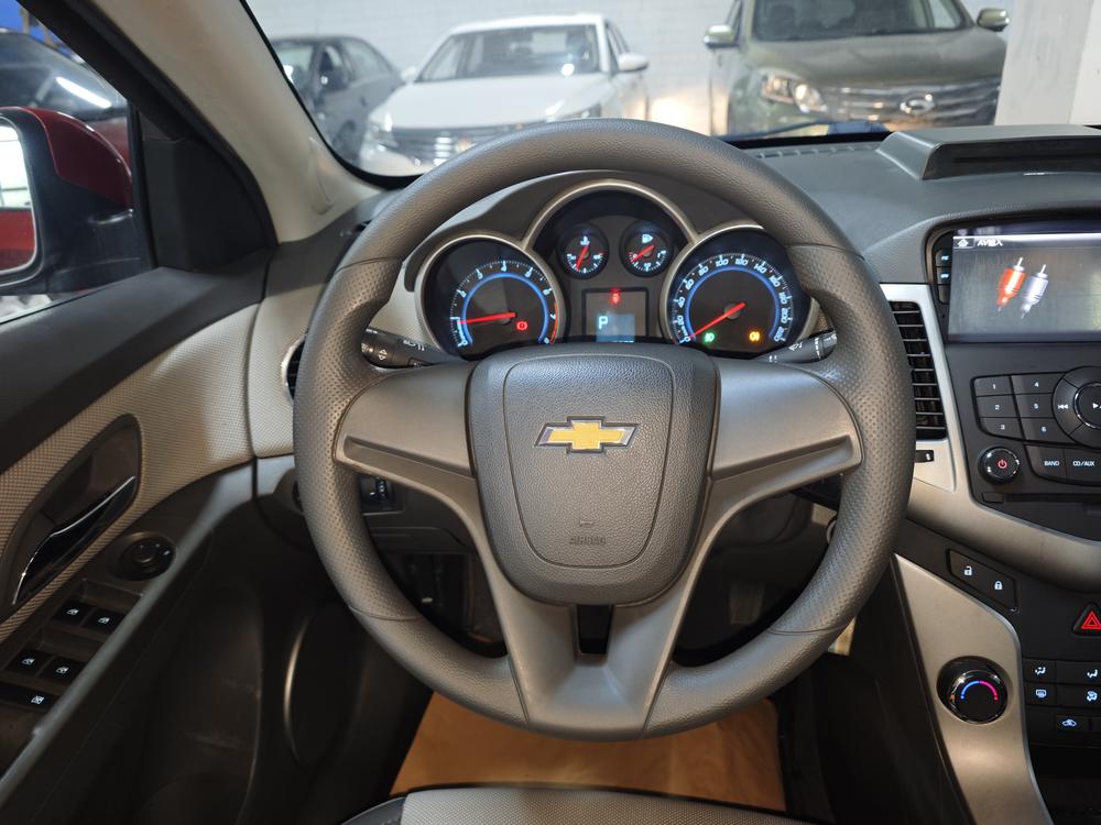 Chevrolet Cruze 2013 1.8L SE AT – фото 9