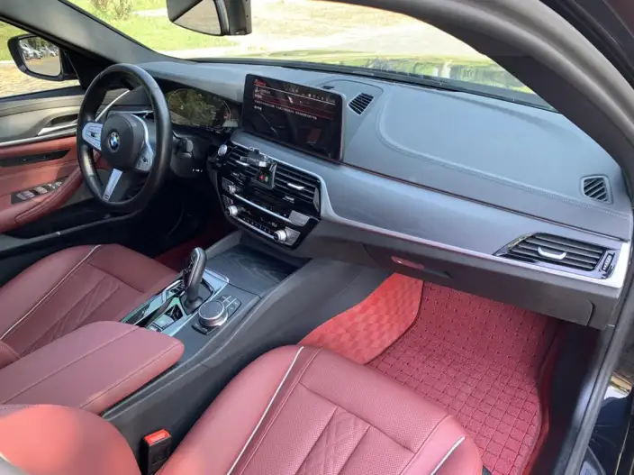 BMW 5 Series 2023 Model 530Li Leading Model M Sports Set – фото 9