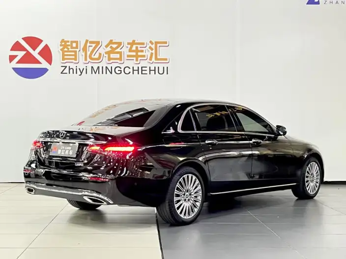 Mercedes-Benz E-Class 2023 Model E 300 L Luxury Model sedan – фото 5