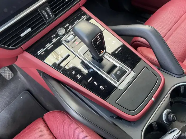 Cayenne 2023 Model Cayenne 3.0T Platinum edition – фото 9