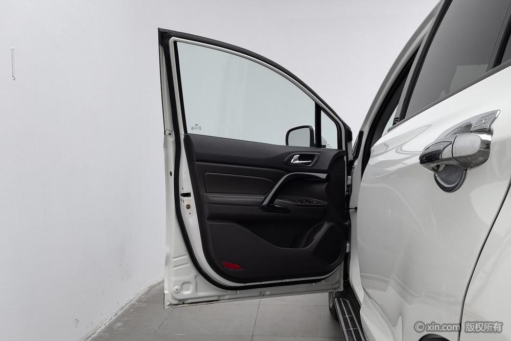 GAC Trumpchi GS4 2017 модификация 200T Manual 2WD Deluxe Edition – фото 21