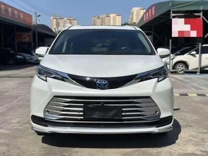 Toyota Sienna 2023 Model Hybrid 2.5L Comfort Edition – фото 2