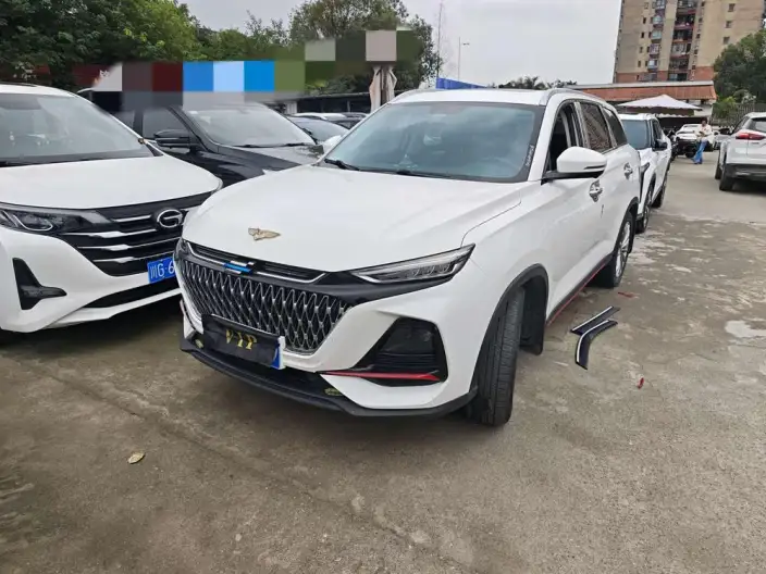 Changan Auchan X7 PLUS 2023 Model Changxiang Edition 1.5T Automatic Smart Enjoy Model 7 seat