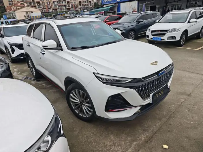Changan Auchan X7 PLUS 2023 Model Changxiang Edition 1.5T Automatic Smart Enjoy Model 7 seat