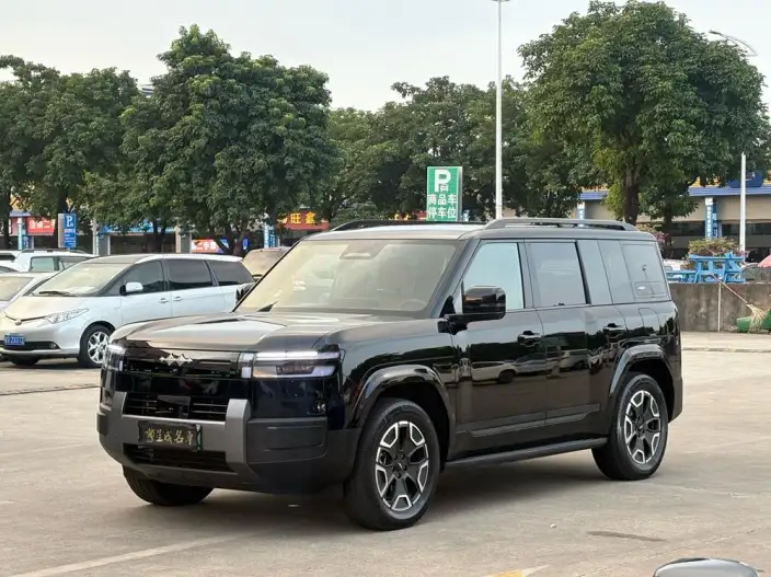 Titan 7 PHEV 2025 Model 200KM 2WD Max Edition