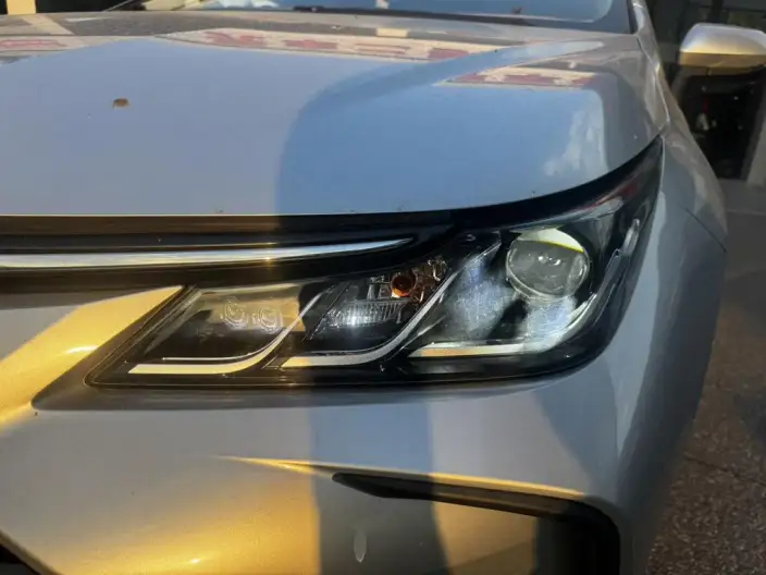 Toyota Corolla 2021 Model Hybrid 1.8L E-CVT Elite Edition – фото 8