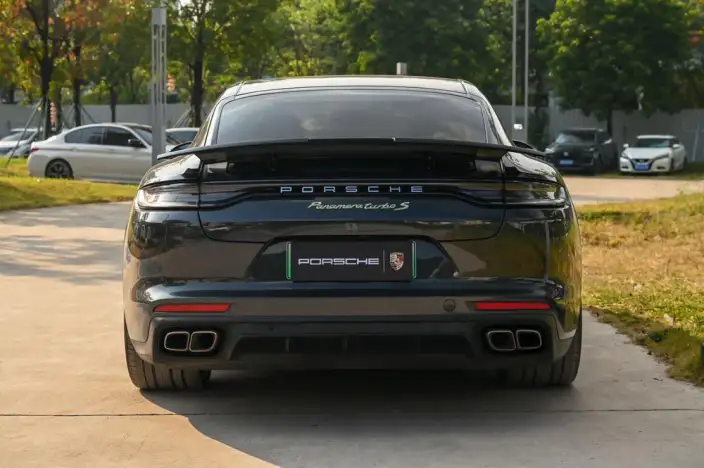 Panamera E-Hybrid 2023 Model Panamera Turbo S E-Hybrid Executive Extended Edition 4.0T – фото 5