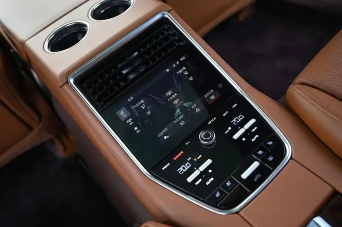 Panamera E-Hybrid 2023 Model Panamera Turbo S E-Hybrid Executive Extended Edition 4.0T – фото 7