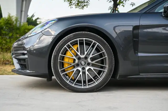 Panamera E-Hybrid 2023 Model Panamera Turbo S E-Hybrid Executive Extended Edition 4.0T – фото 8