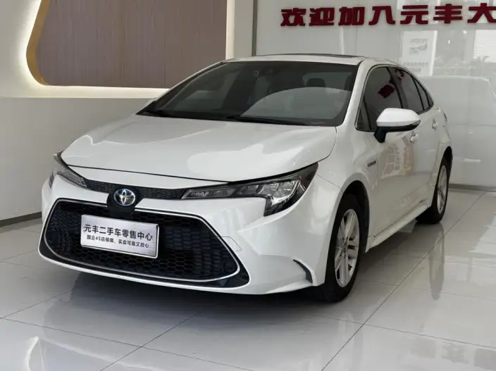 Toyota Levin 2022 Model Hybrid 1.8H E-CVT Deluxe Edition – фото 1