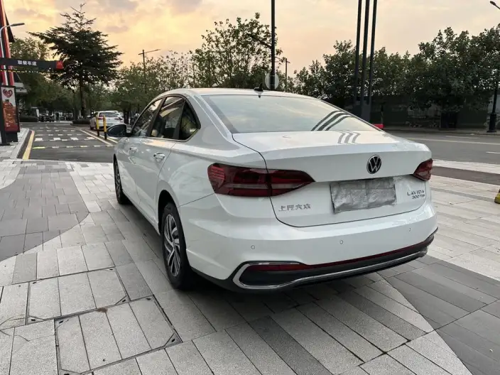 Volkswagen Lavida 2024 Model 300TSI DSG Manyi Edition – фото 5