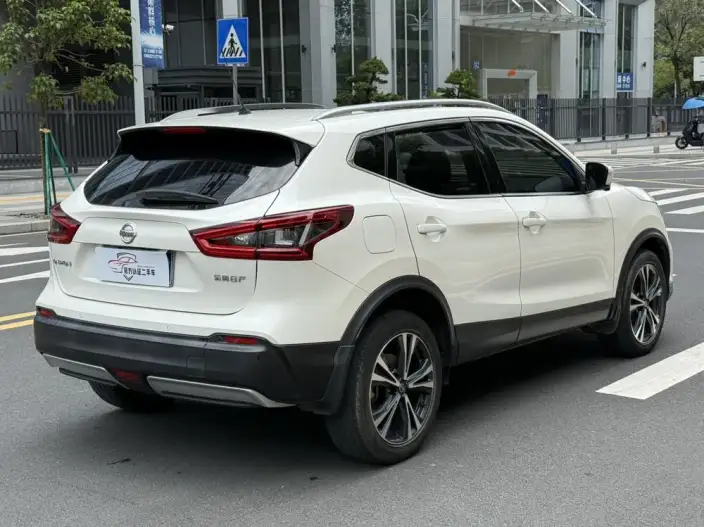 Nissan Qashqai 2023 Model Classic 2.0L Smart Edition – фото 7