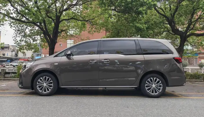 Buick GL8 2023 Model Business class 2.0T Luxury Model