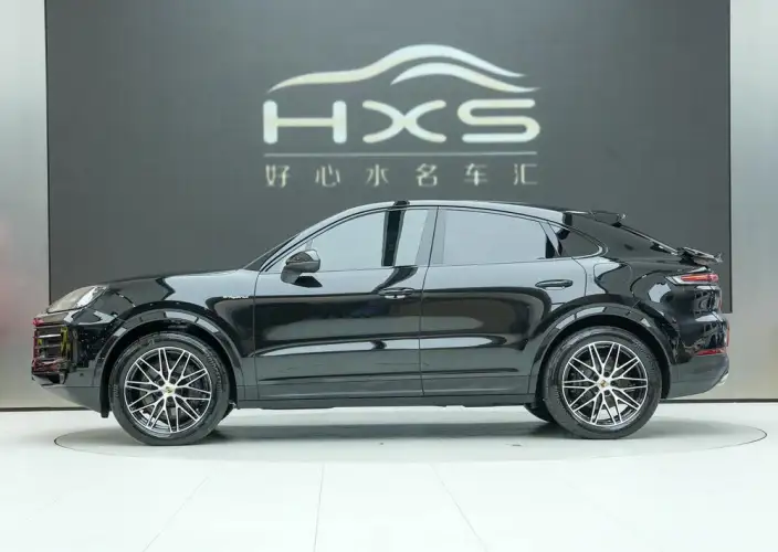Cayenne E-Hybrid 2025 Model Cayenne E-Hybrid 2.0T