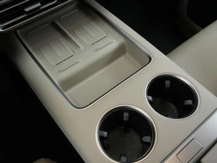 Li Auto MEGA 2025 Model Home Family Special Edition – фото 10