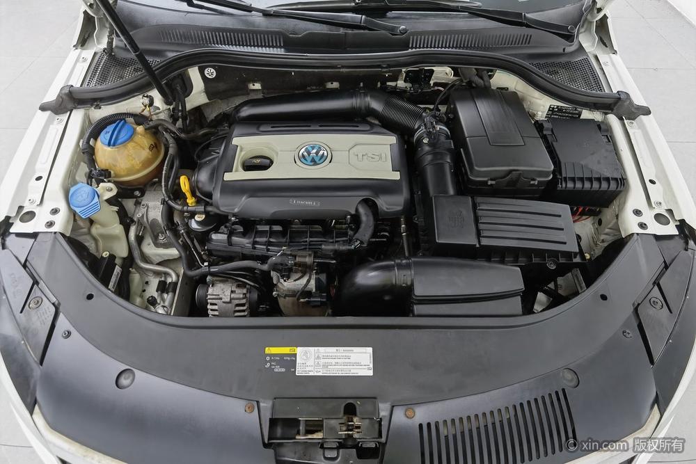Volkswagen CC 2015 1.8TSI Luxury – фото 5