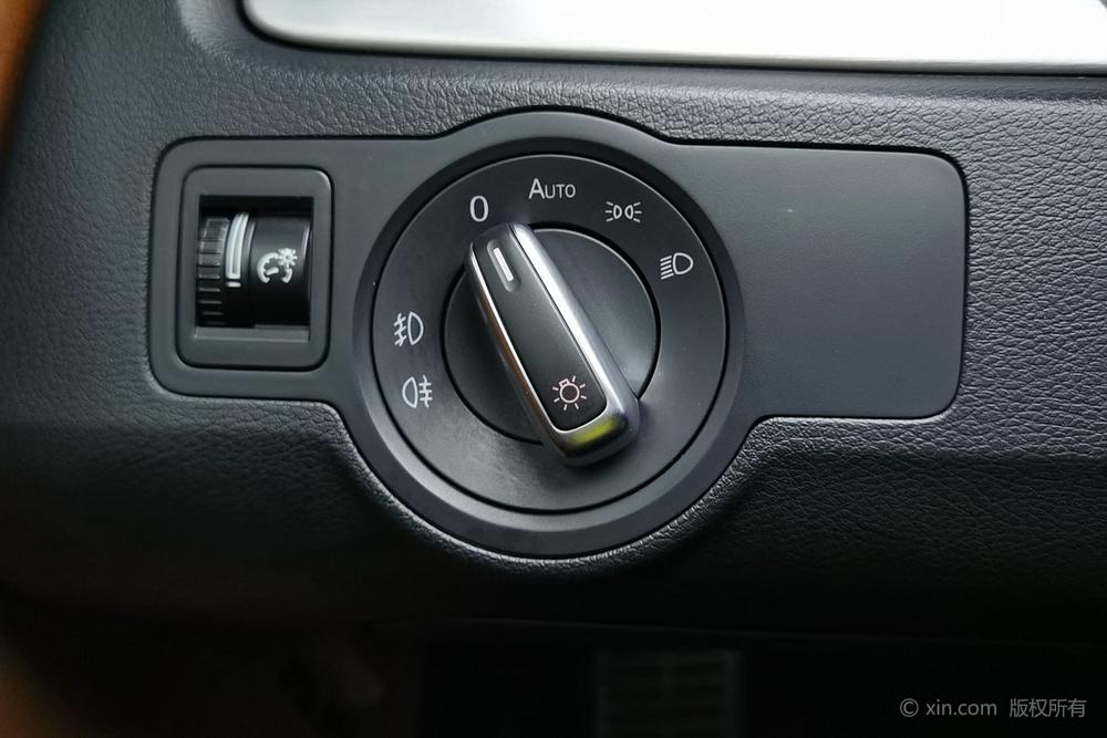 Volkswagen CC 2015 1.8TSI Luxury – фото 16