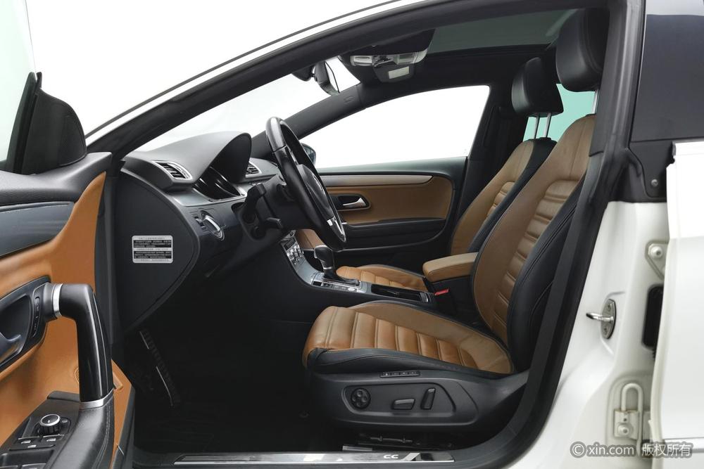 Volkswagen CC 2015 1.8TSI Luxury – фото 17