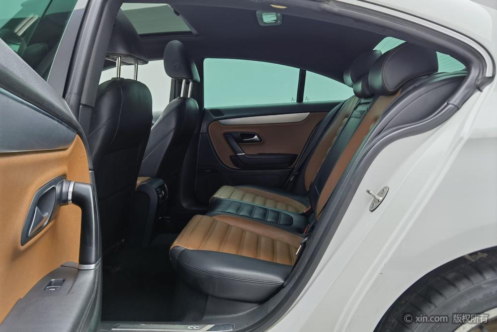 Volkswagen CC 2015 1.8TSI Luxury – фото 19