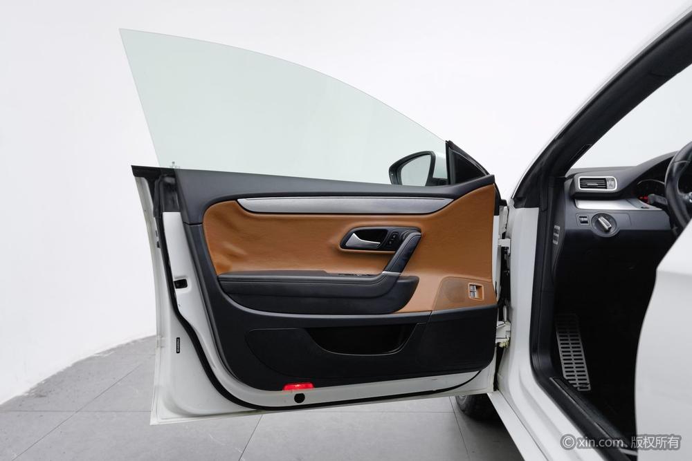 Volkswagen CC 2015 1.8TSI Luxury – фото 21