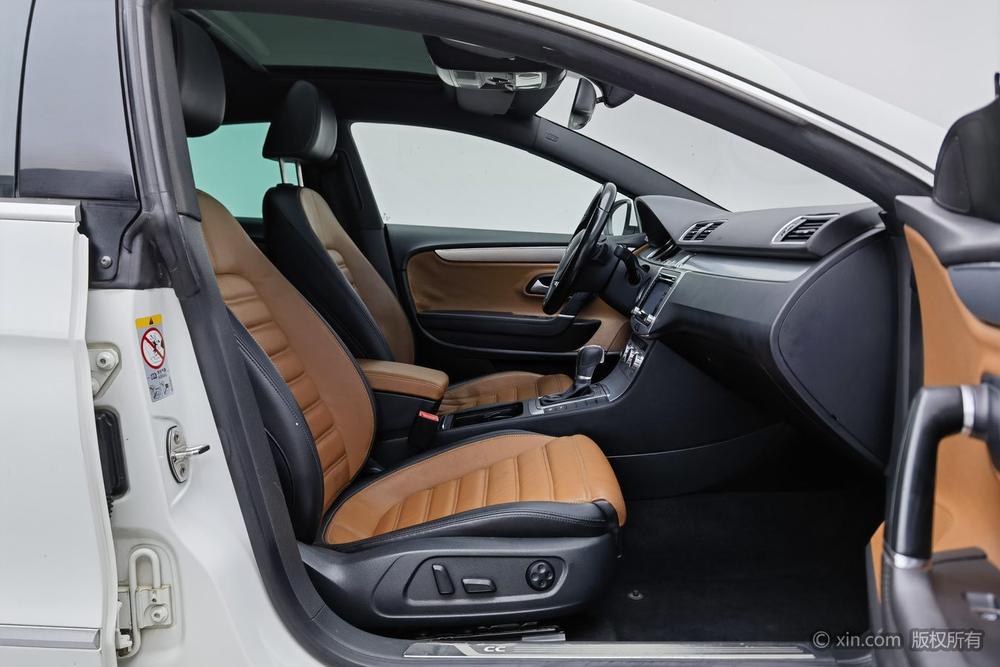 Volkswagen CC 2015 1.8TSI Luxury – фото 24