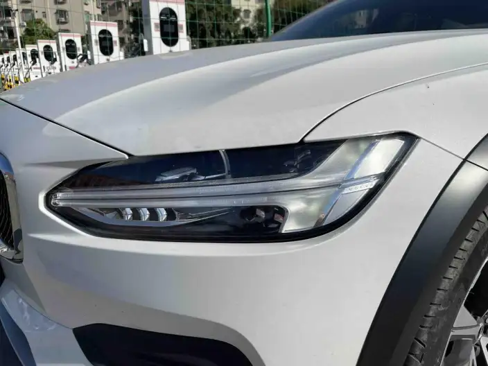 Volvo V90 2024 Model Cross Country B5 AWD Zhiyuan Edition – фото 6