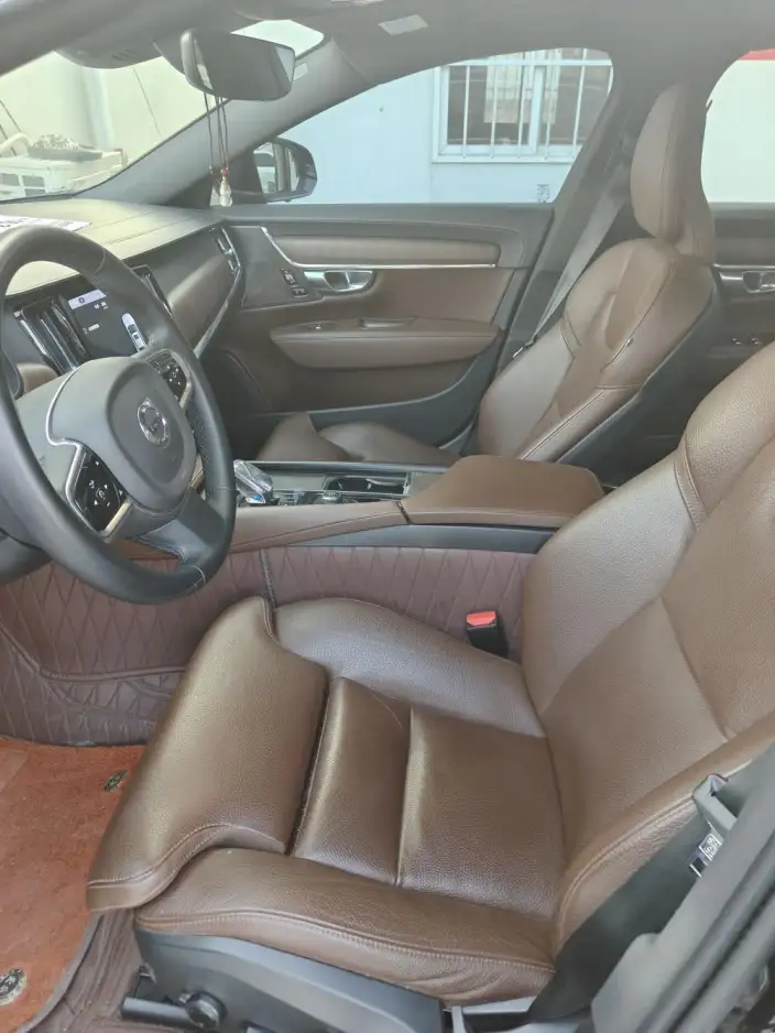 Volvo S90 2024 Model B5 Smart Range Deluxe Edition – фото 8