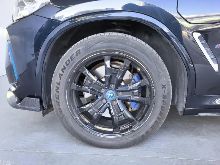 BMW iX3 2022 Model Leading Model – фото 7