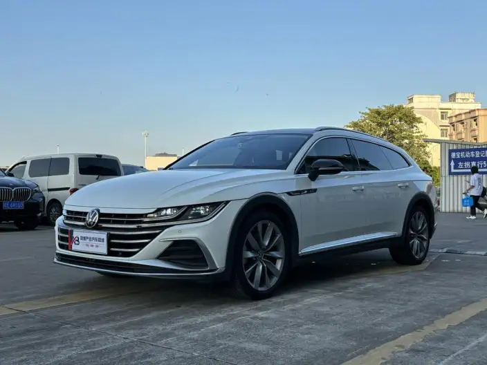 Volkswagen CC 2023 Model Hunting vehicle 380TSI Hunting Heart Edition
