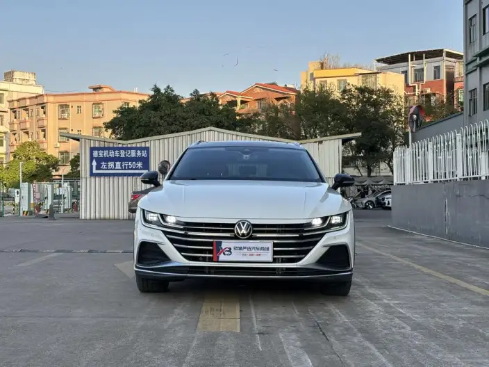 Volkswagen CC 2023 Model Hunting vehicle 380TSI Hunting Heart Edition
