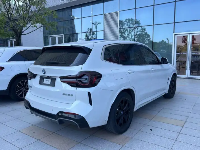 BMW iX3 2022 Model Facelift Leading Model – фото 4