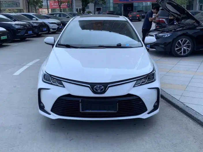 Toyota Corolla 2021 Model Hybrid 1.8L E-CVT Elite Edition – фото 2